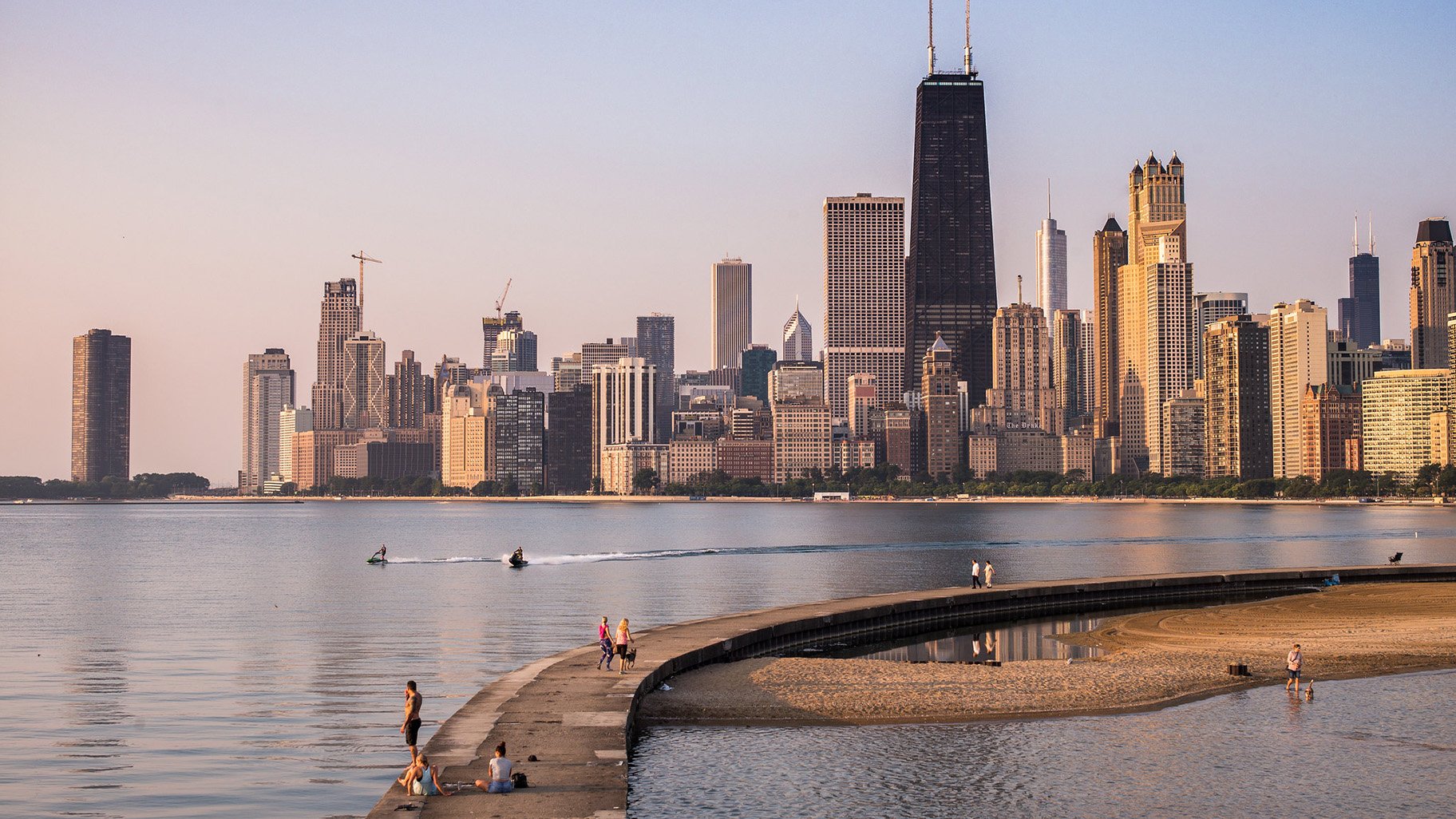 Hot Weather, Pollution Fuel Unhealthy Air Conditions in Chicago